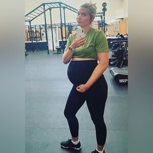 Fabletics PureLuxe High-Waisted Maternity 7/8 Legging